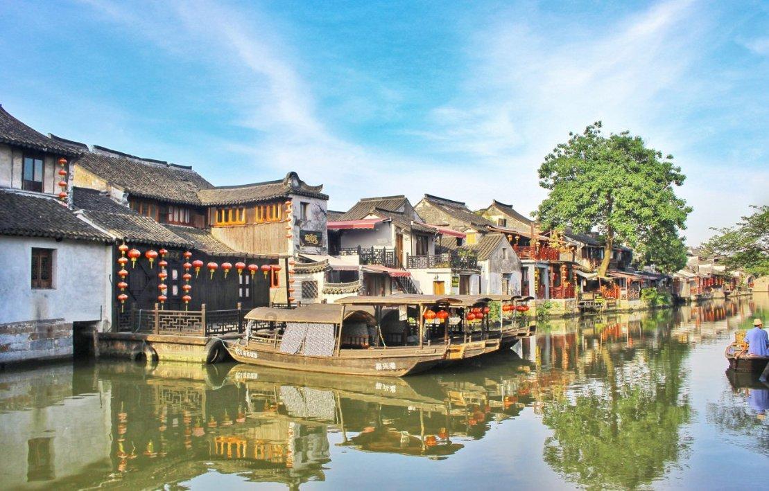 他真的不爱我了吗？把我加回来只为了还钱？游戏画面
